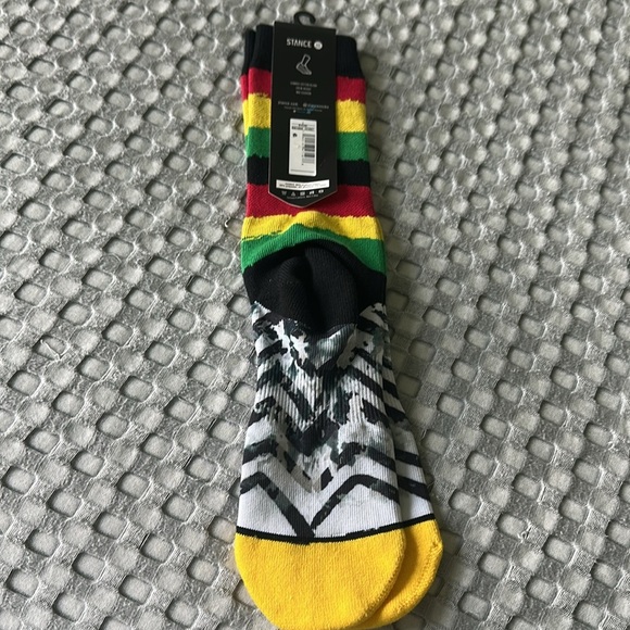 Stance Dwayne wade  Vibrant Striped Casual Socks - Yellow, Red, Green, Black - Picture 4 of 6